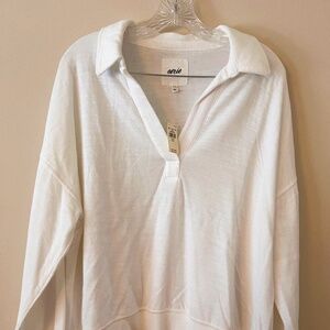 Aerie Casual V neck sweatshirt white size medium